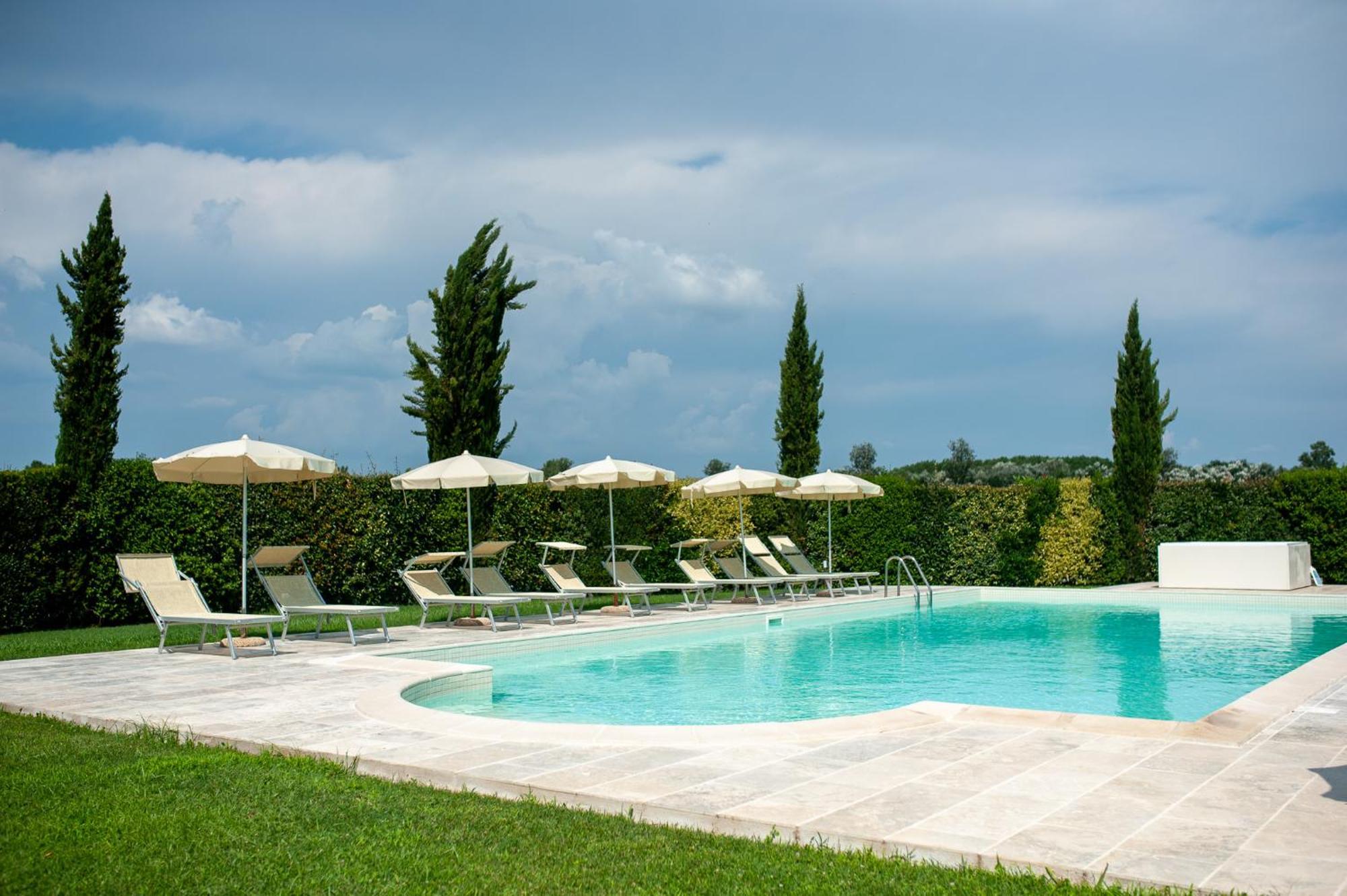 Le Colombaie Country Resort Ponsacco Exterior photo