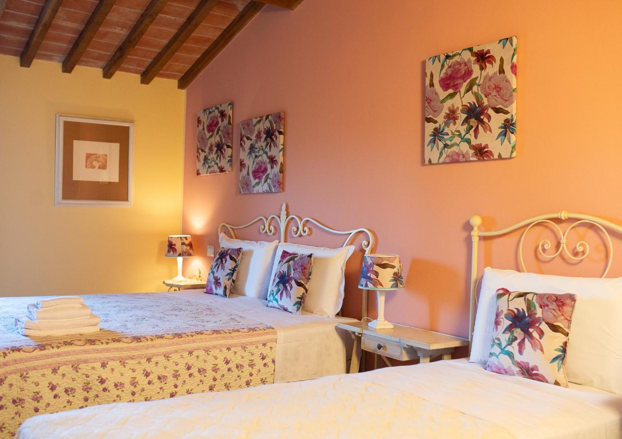 Le Colombaie Country Resort Ponsacco Exterior photo